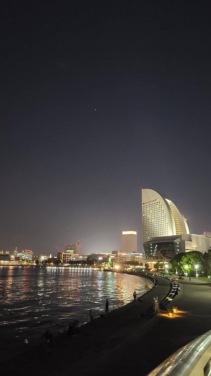 Sinj I Sinj I Twitter