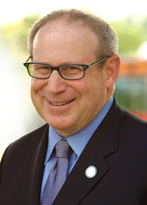 Who's bidding on lunch with Delegate Mark Sickles?! Go... 32auctions.com/LeeDems
@LeeDems  <a href="/MarkSicklesVA/">Mark Sickles</a>  #flingintospring #bluewave #letsgo