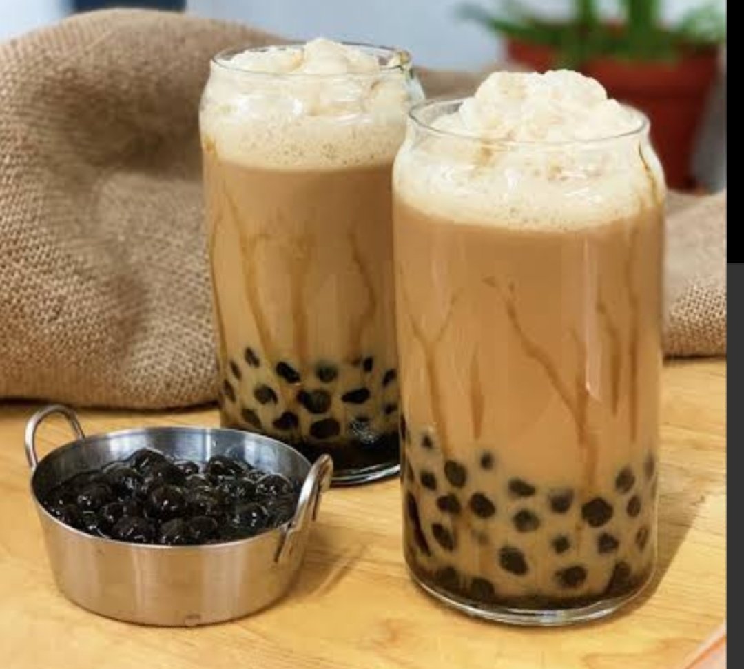 FoodManiaaa's tweet image. Milktea lovers raise your cup!