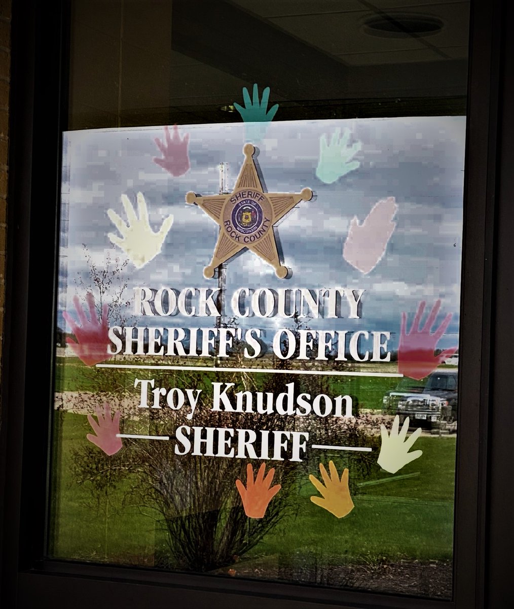 RockSheriffWI's tweet image. April is National Child Abuse Prevention Month. The Sheriff's Office stands against child abuse with our community partners at the YWCA Care House. We encourage you to participate in their awareness scavenger hunt.