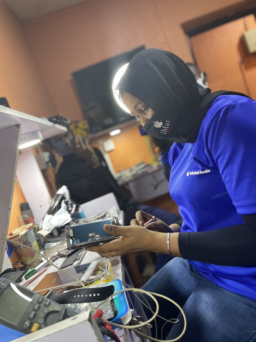 ImateStore's tweet photo. REPAIR @Apple products 
IPHONES
I-MAC
MACBOOK
I-WATCH
AIRPODS

What ever the problem is, we have a solution, our professional are in hand to proffer solutions. @imate_applestore  even if your needs are endless, our experience is ageless.#secureikoyi #420day
#EndSARS #CeepassApp https://t.co/827EWOPoxL