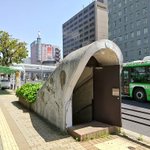 ずっと変わらないもの…JR三ノ宮駅方面に繋がる「A14出入口」は戦前から姿を変えていないレトロ建築!