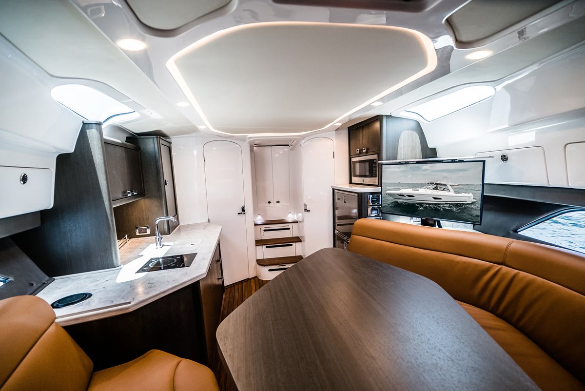 Intrepid_Boats's tweet photo. The #Intrepid 438 #Evolution
#IntrepidBoats #yachting #boatlife #boats #fishing #fishinglife #diving #boating #IntrepidNation https://t.co/JPcI3eWcl4