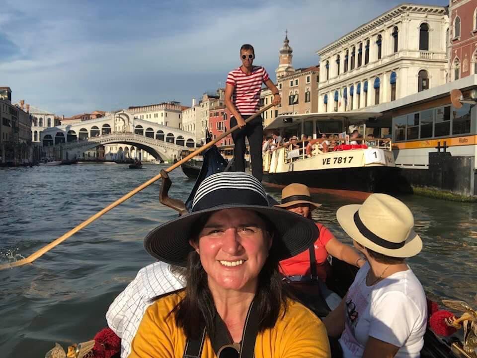 ChelinaF's tweet photo. Venecia tu eliges hasta donde y decides hasta cuando https://t.co/20Q4k9PB11