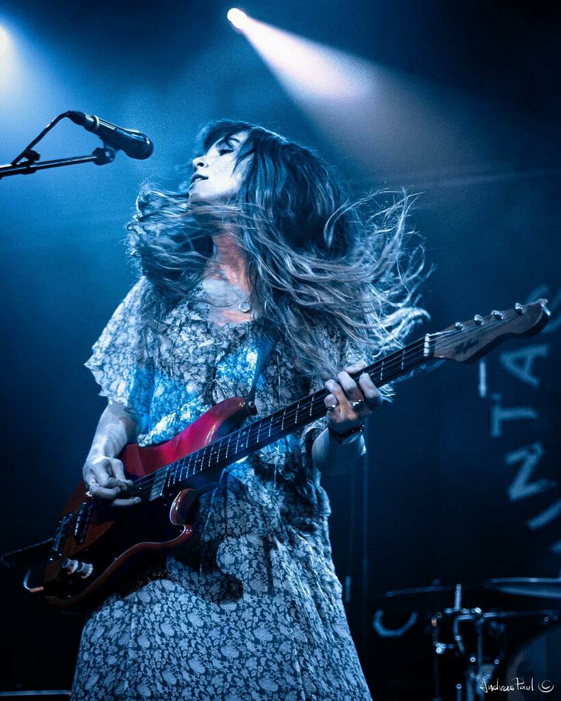 Ferris &amp; Sylvester played a gorgeous set before Vintage Trouble @ferrisandsylvestermusic back at @thegrandclapham <a href="/vintagetrouble/">Vintage Trouble</a> 2019 March #concertphotography #htbarp #letthemusicplay #ferrisandsylvester #livemusicphotography  #guitargirl #liveconcert … instagr.am/p/CN4xjx1grab/