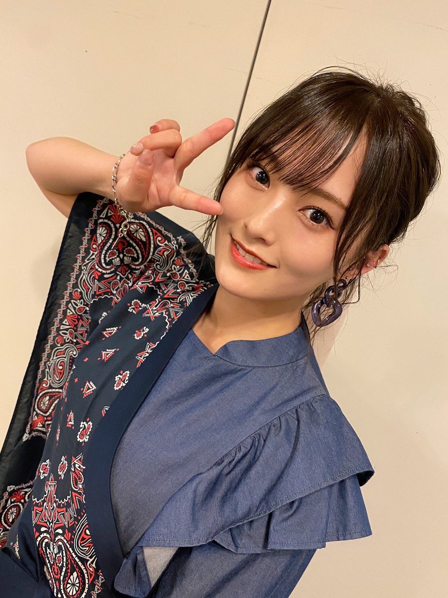 山本彩 うたコン ご覧下さった皆様 ありがとうございました Liveが出来ない状況下での 貴重な生放送音楽番組で 久しぶりに 地元大阪から歌わせて頂けて とても嬉しかったです 楽しかったなぁ 山本彩 ドラマチックに乾杯 T