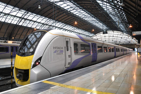 jfporchez's tweet image. Un transport public est utilisé chaque jour par des millions de gens, pas besoin de X logos partout: ton métro il ne peut pas d'un coup prendre l'A6 direction Nice… Faites bosser des designers sur une livrée graphique, moins de grisaille au quotidien, du pur plaisir!