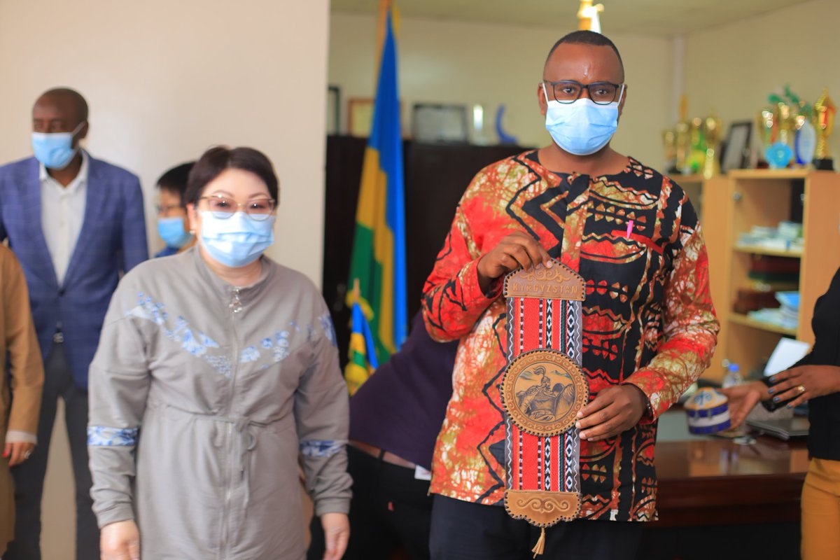 SunRwanda's tweet photo. "The key that #Rwanda used to achieve all the successes up to now was thanks to the good leadership with His Excellency the president of the Republic, Paul KAGAME" says the Mayor of @RwamaganaDistr https://t.co/wSDIhDFd7y