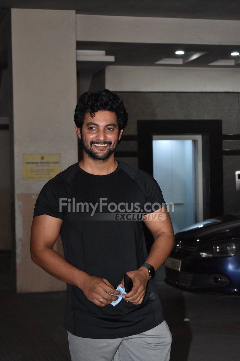 FilmyFocus's tweet photo. Actor #Aadi Papped Post Gym Session in Hyderabad.!
#AadiSaiKumar #Jodi #OperationGoldfish #Celebspotted #FilmyFocus https://t.co/inbK5TGyoa