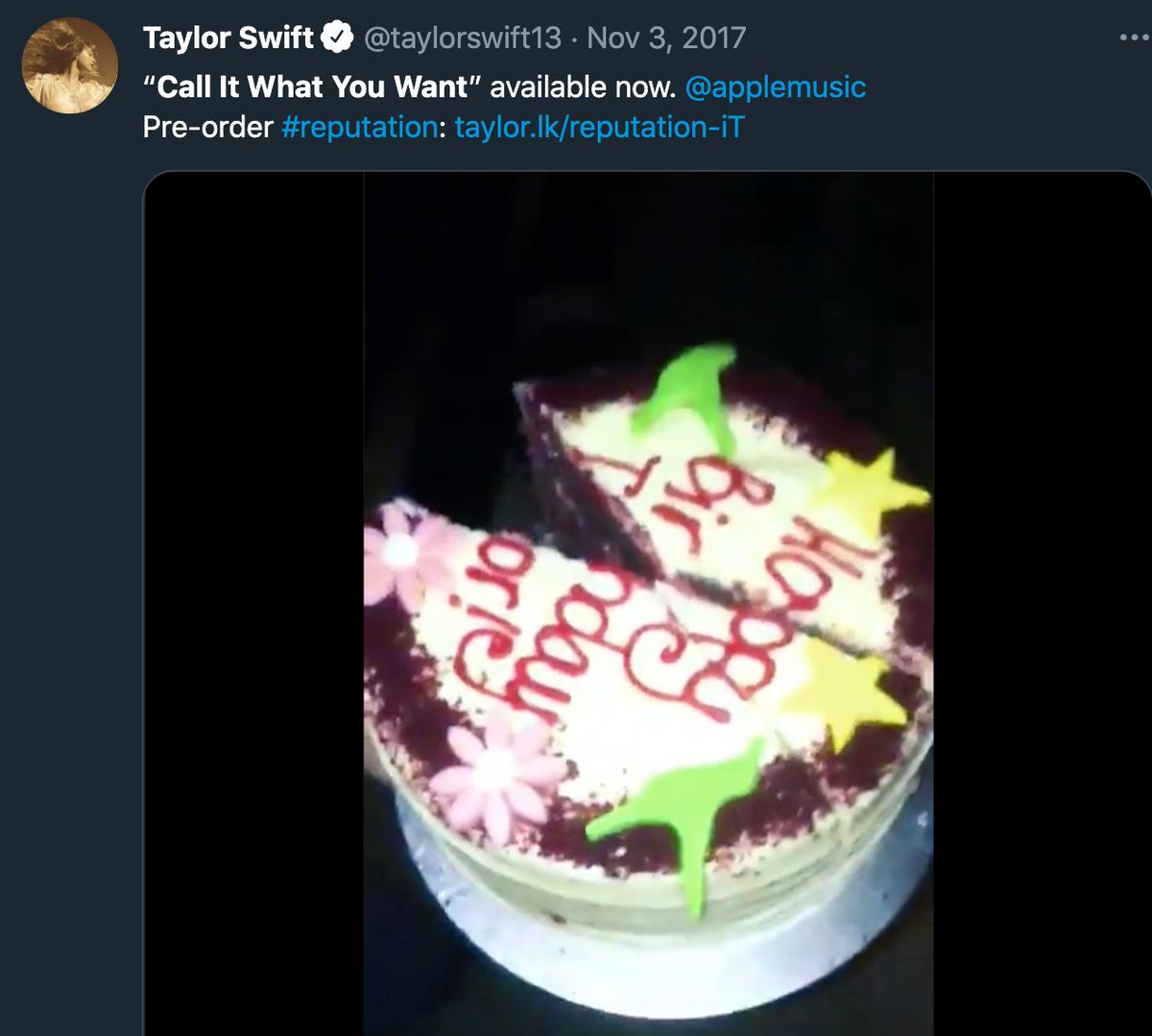 13 december 2016: taylor spends her 27th birthday in london, and we know this because she later posts a video of her cake, which was from a london bakery.