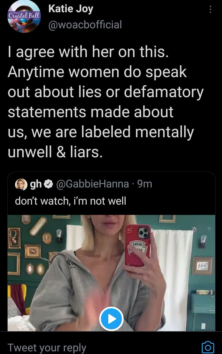 itscrystalbill's tweet photo. Umm Katie smdh your opinion means very little because of what your channel is. #woacb targets, harasses, bullies, judges, spreads false info etc on anyone & everyone. There's the commentary community & then there's you, you're not a part of the community you're preaching to. Gtfo https://t.co/WK8PJMpjtX
