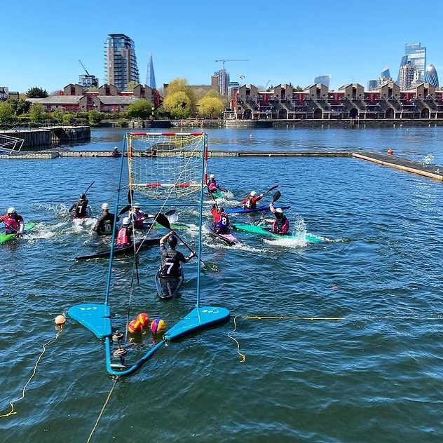 Suns out - guns out!

Nice shot of our training last Saturday on #ShadwellBasin from pilaurice.

#canoepolo #kayakpolo #kanupolo #kajakpolo #caiaquepolo #Shadwell