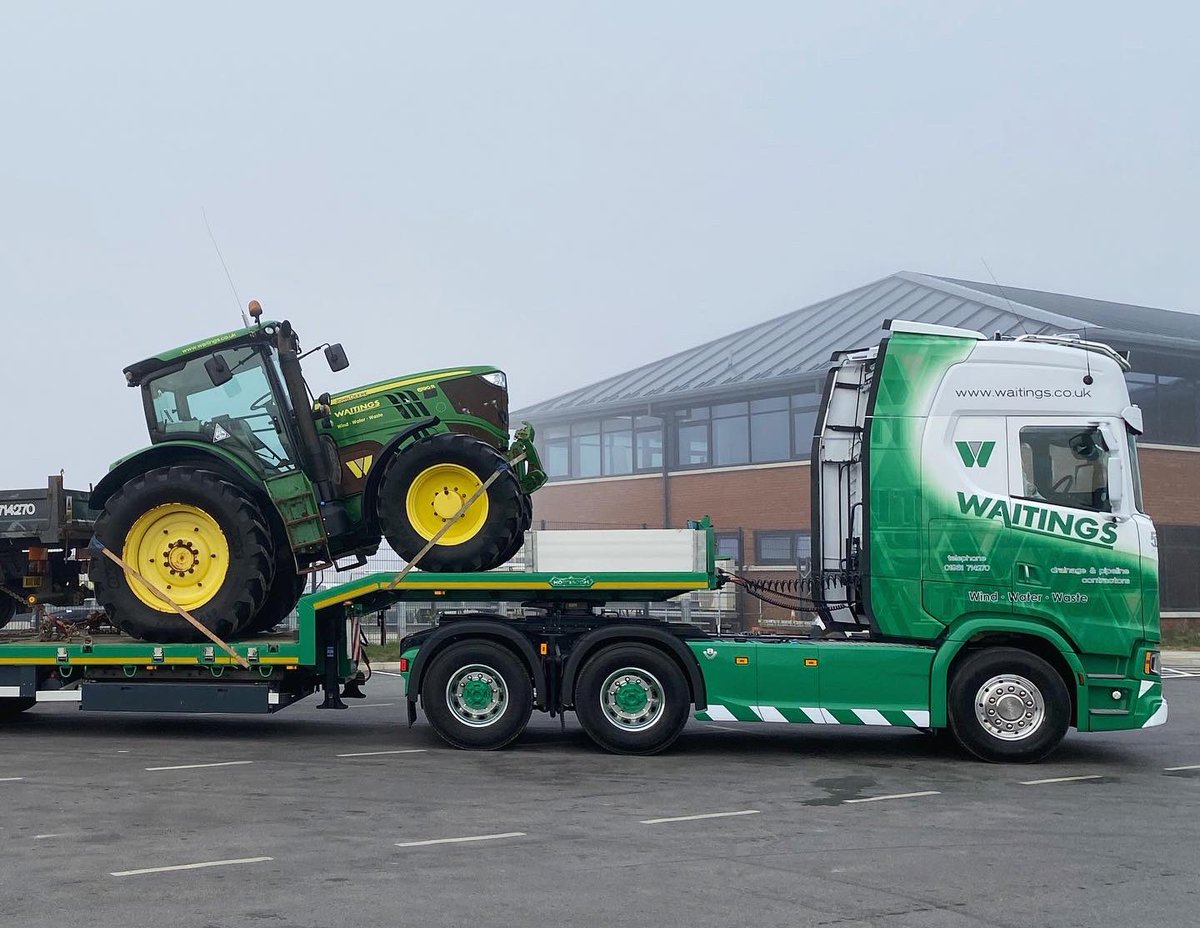 Positive investment in the haulage fleet, 150t Tractor for the heavy stuff - enjoy the truck Gary 💪🏻💚 #transport #investment #teamgreen #waitings