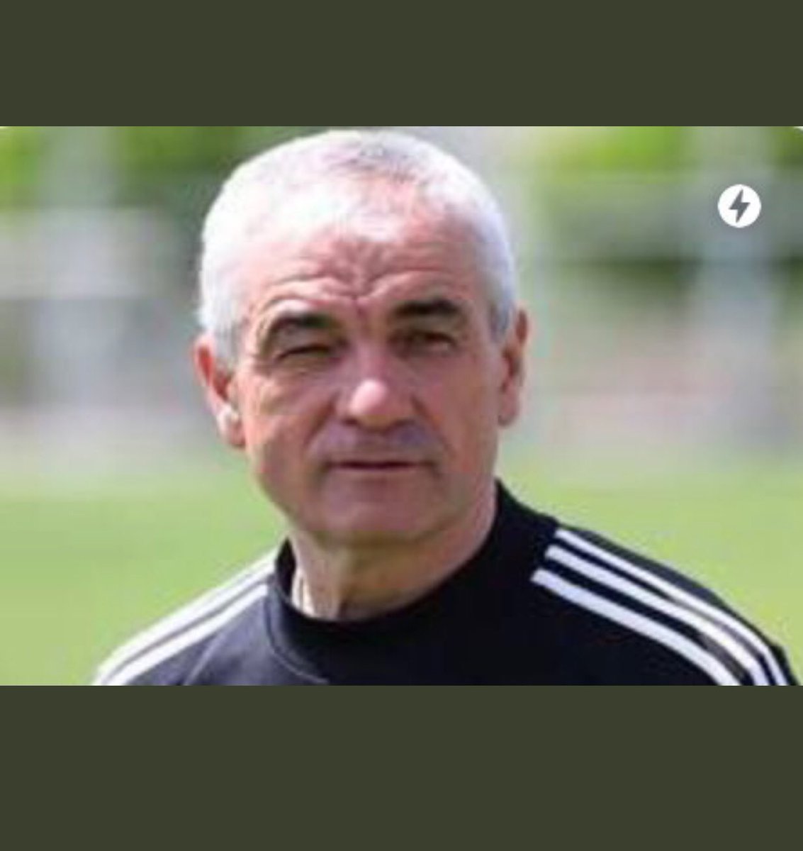 Takımı Aslan gibi mücadele etti puanını aldı Aykut dansözü gibi puan vermek için kıvırmadı👏👏 #SVSvBJK