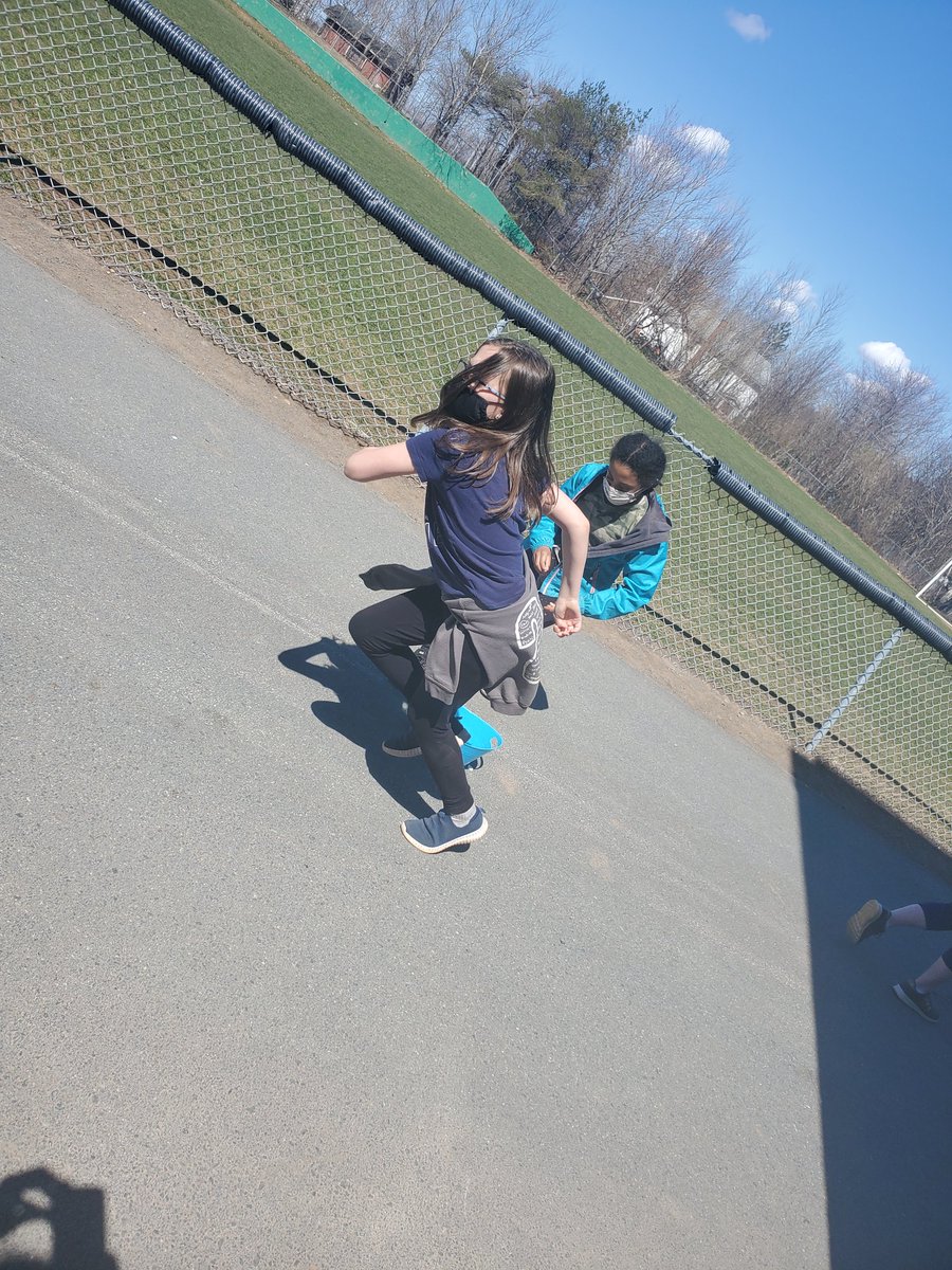 Stacey Bond tweet media