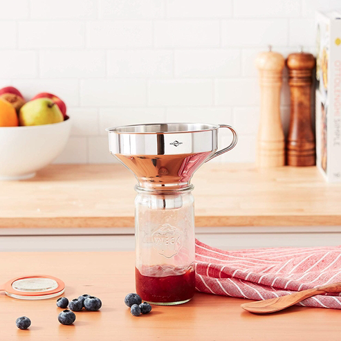 ChefDavidBurke's tweet photo. Cooking is more fun when you have the right tools! Need a place to get started? Check out my curated David Burke Collection with Frieling via https://t.co/jCfurJhWbR. https://t.co/W3JFRKFcpK