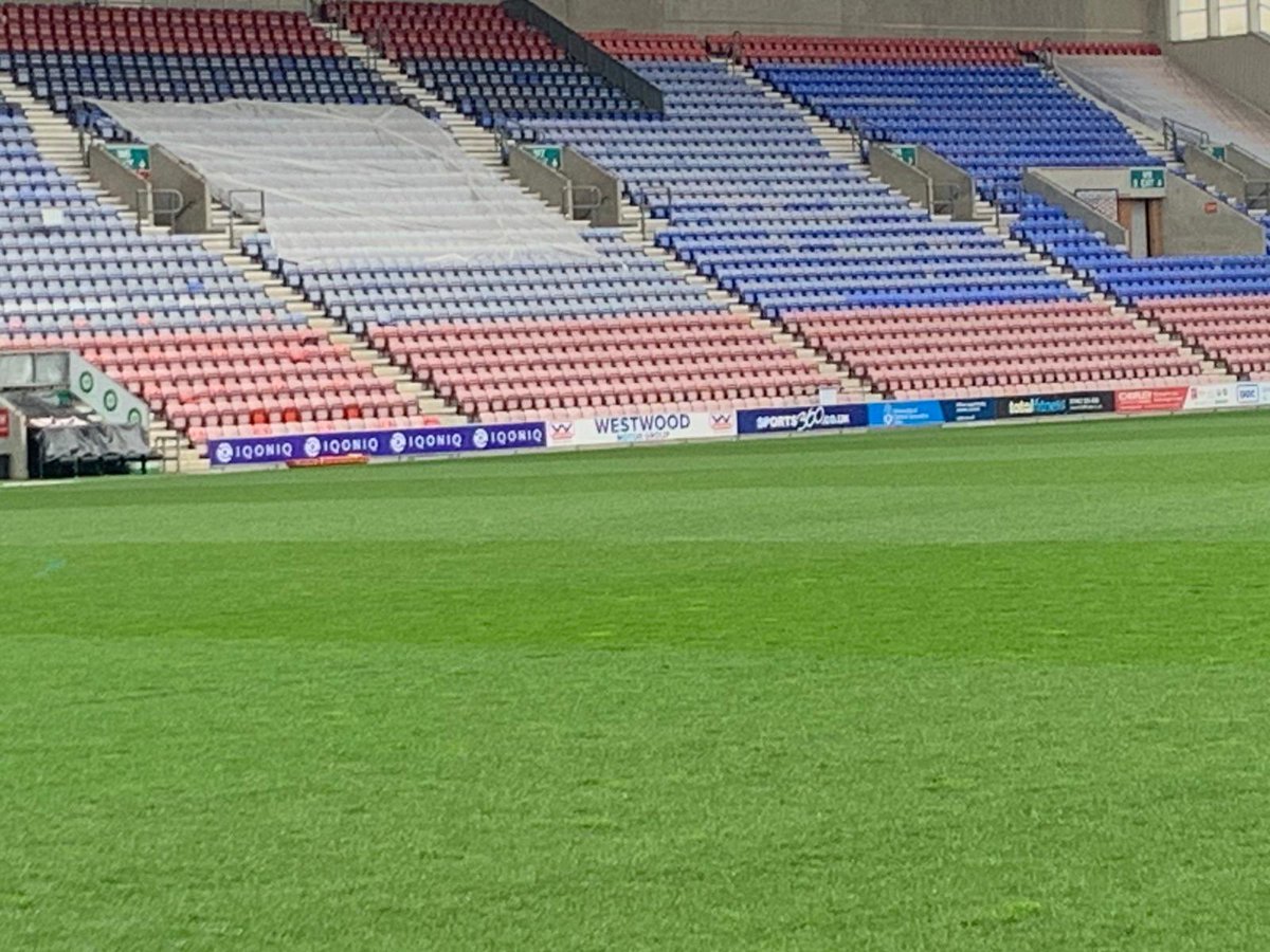 Sports___360's tweet photo. Nice trip out to @WiganWarriorsRL this afternoon. Match day or non match day, it’s always a pleasure to see the #Warriors 🏉 Boards are looking well too 👍🏽 #SportsAdvertising #PerimeterAdvertising #RugbyLeague “We’ve Got Every Angle Covered.” #S36T https://t.co/K3hXE98Vyr