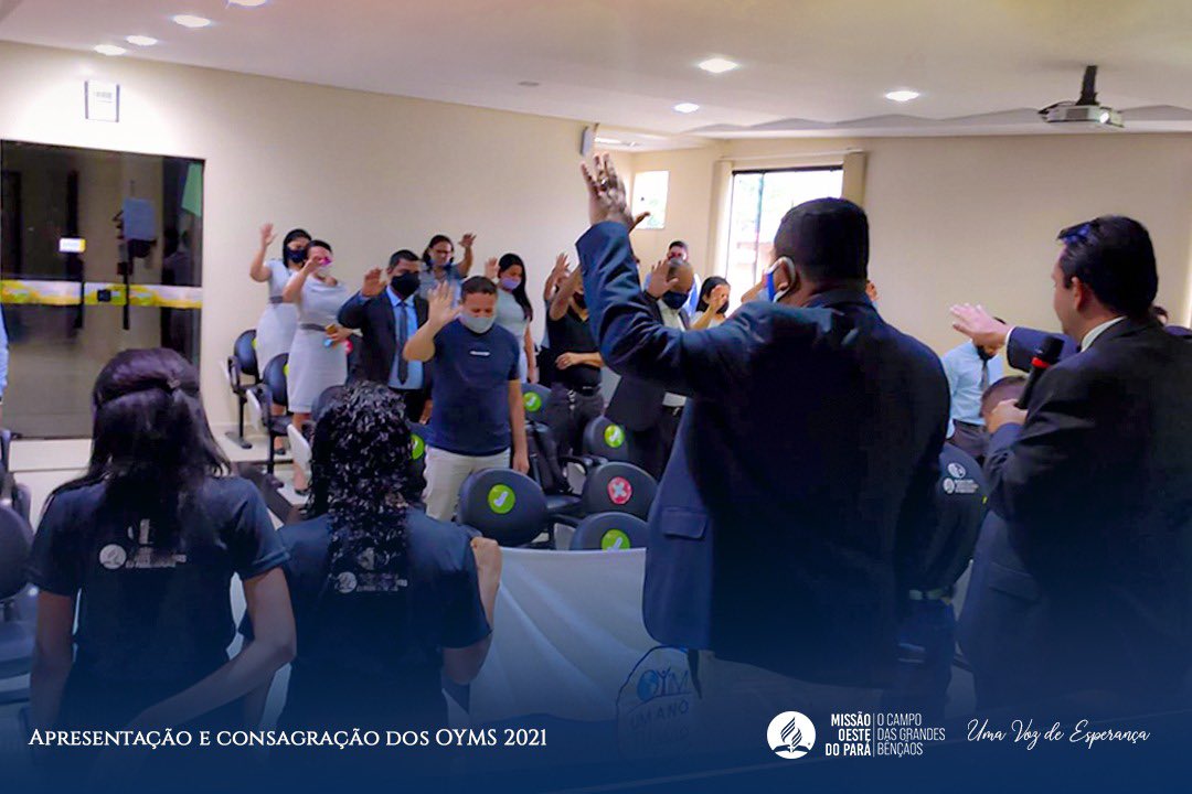 WiglifeSaraiva's tweet photo. Apresentação dos #OYMS , nossa equipe de um ano em missão da #MOPa Avançando e cumprindo o chamado de Deus. #UNB @PrLeonino @DanielCarvalh13 @adventistanorte @pr_campitelli @iasd https://t.co/M7pdR2Vif0