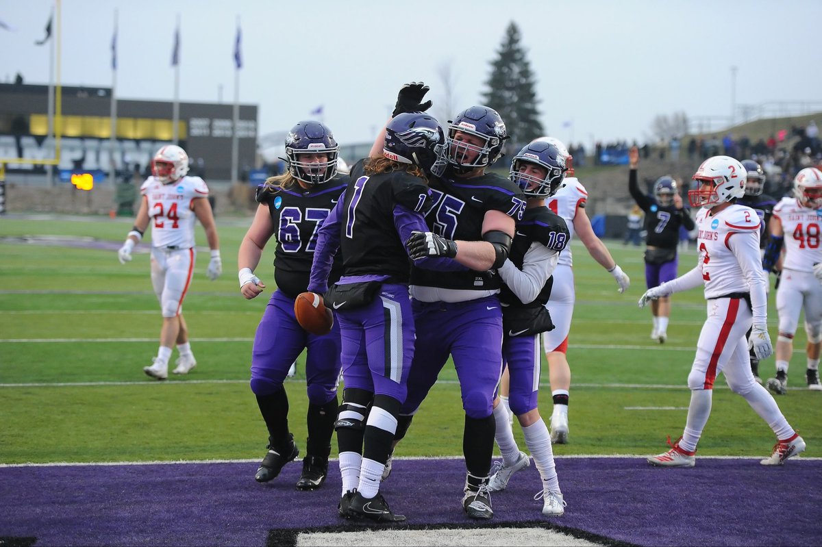EmanuelSpandia1's tweet photo. I’m very excited to say that I will be committing to the University of Wisconsin-Whitewater to continue my academic and football career! Thank you to everyone who has supported me and helped me achieve my goal! @CoachRindahl #PoweredByTradition https://t.co/3vnzG0YPdc