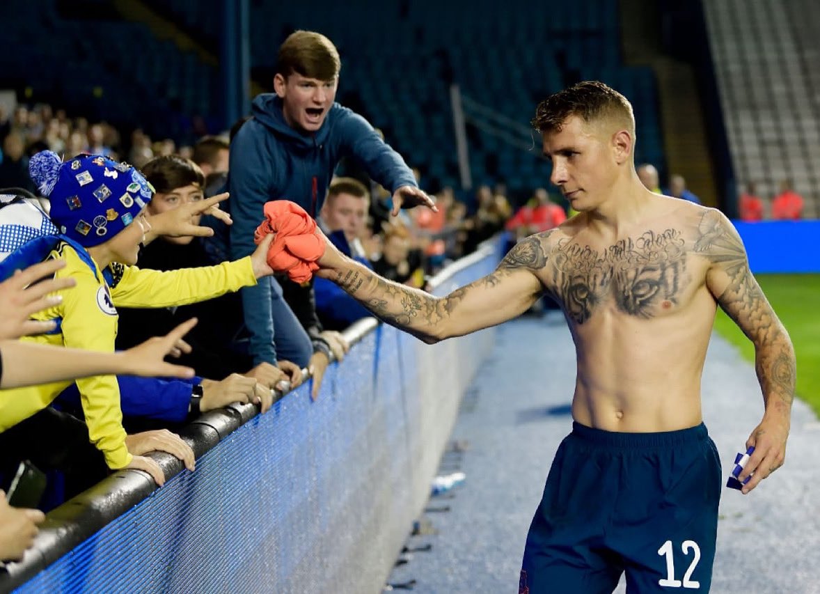 Football is nothing without fans 💙