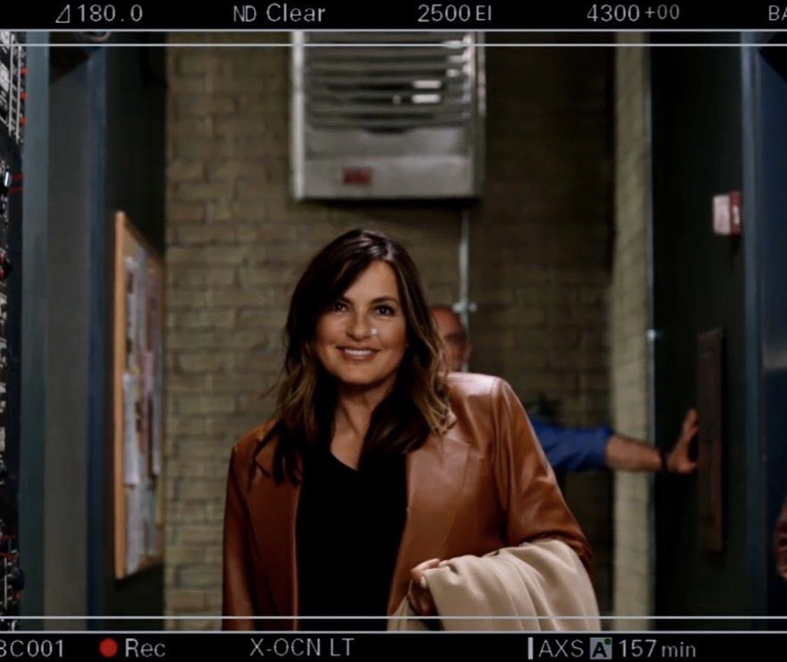 captainsstabIer's tweet photo. mariska really said fuck the haters https://t.co/pQDl46iYX9
