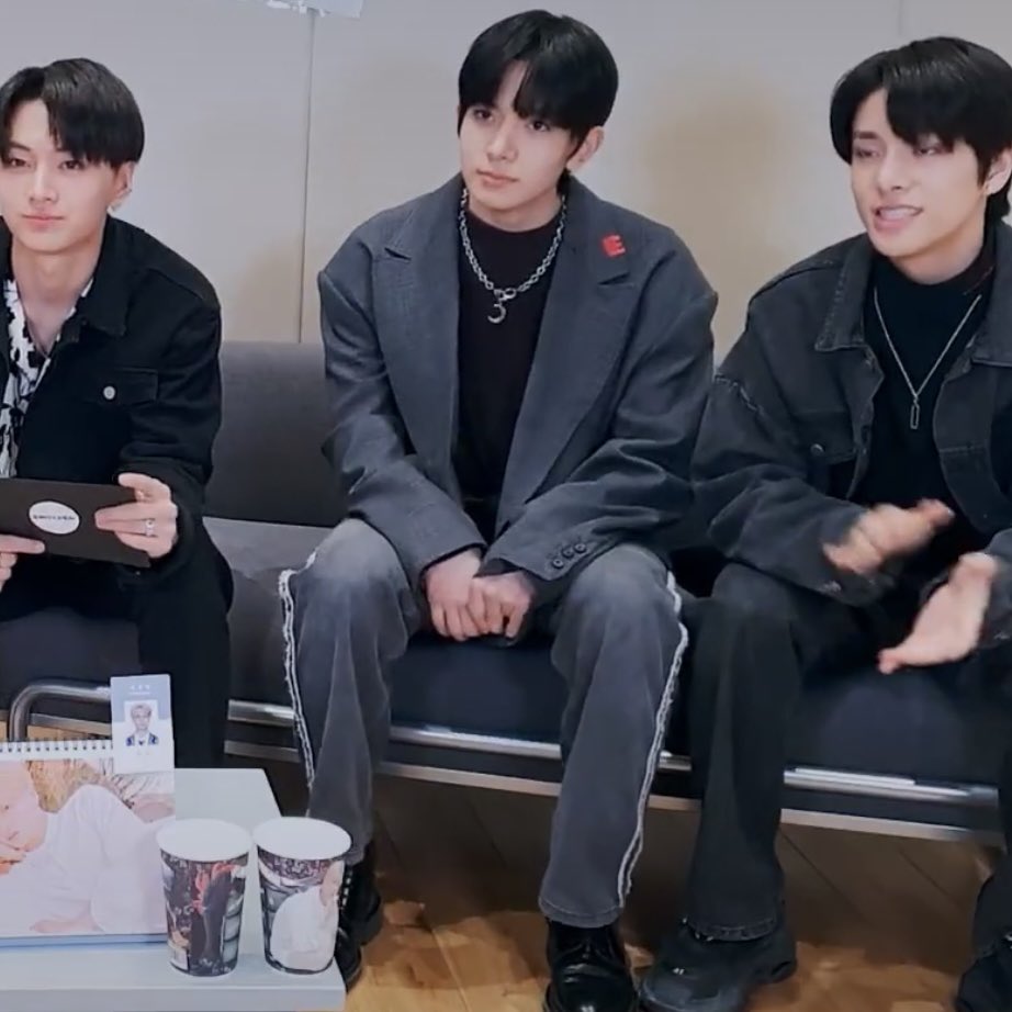 heeseung pics tweet media