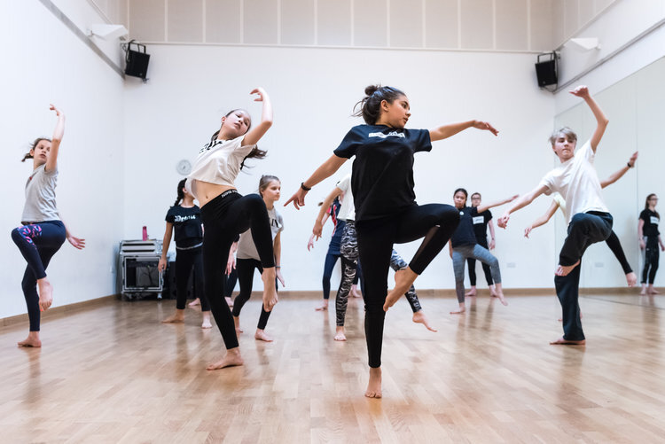 Booking closes tomorrow at 10am for our Summer Term classes. 

Limited places are still available for Contemporary &amp; Creative Dance, Musical Theatre, Technical Theatre &amp; Children's Ballet. 

 bit.ly/2OyUzv9