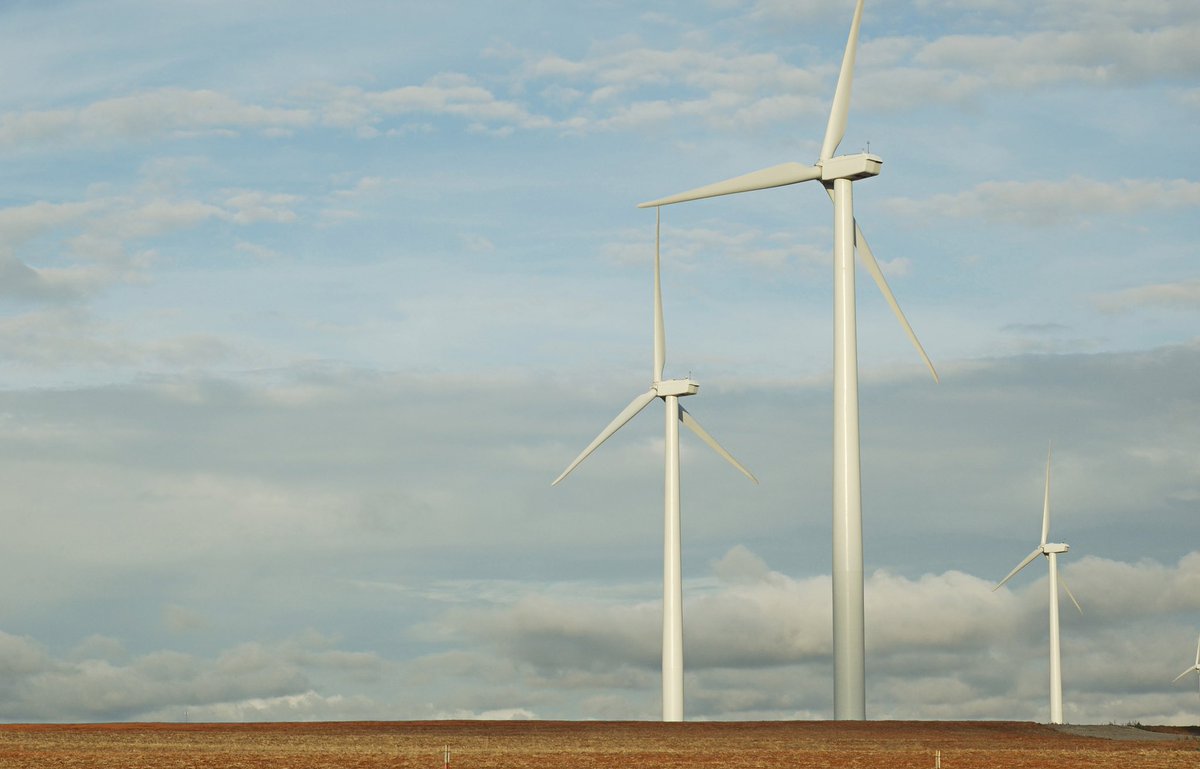 SouthernPowerCo's tweet photo. BREAKING: Southern Power today announced the acquisition of its 15th wind project — the 118-megawatt (MW) Glass Sands Wind Facility in Murray County, Oklahoma.
 
Read more: https://t.co/U9yrSGdB5h https://t.co/otQfJBMYRt