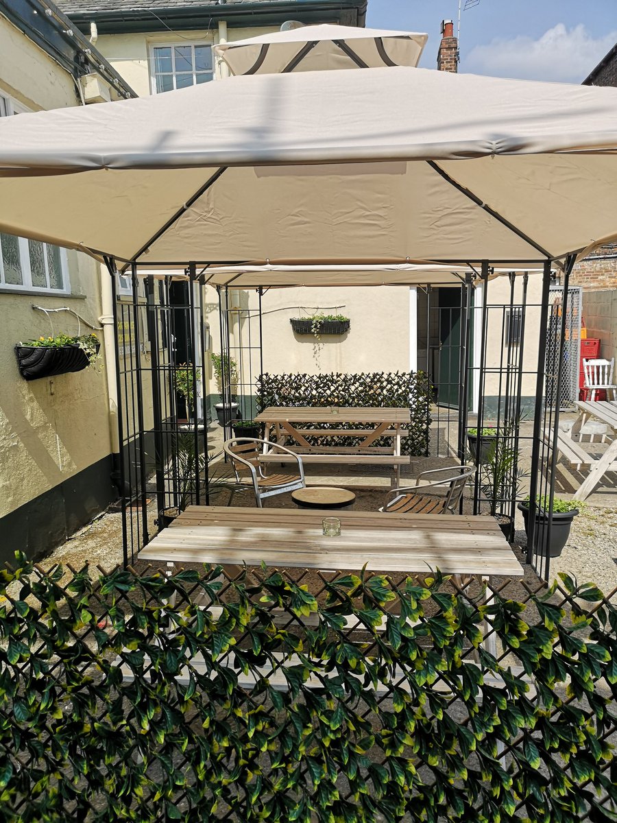 edinburgharms's tweet photo. Finally the "Beer Garden" is practically finished.
Now we have a smaller carpark with a nicer place to sit &amp; enjoy your drink.
Another step closer to opening.
See you all in May 😎

#beergarden #york #edinburgharmsyork  #hopetoseeyouinmay #supportyourlocalpub  #beergardenweather https://t.co/kbPovGIpy4
