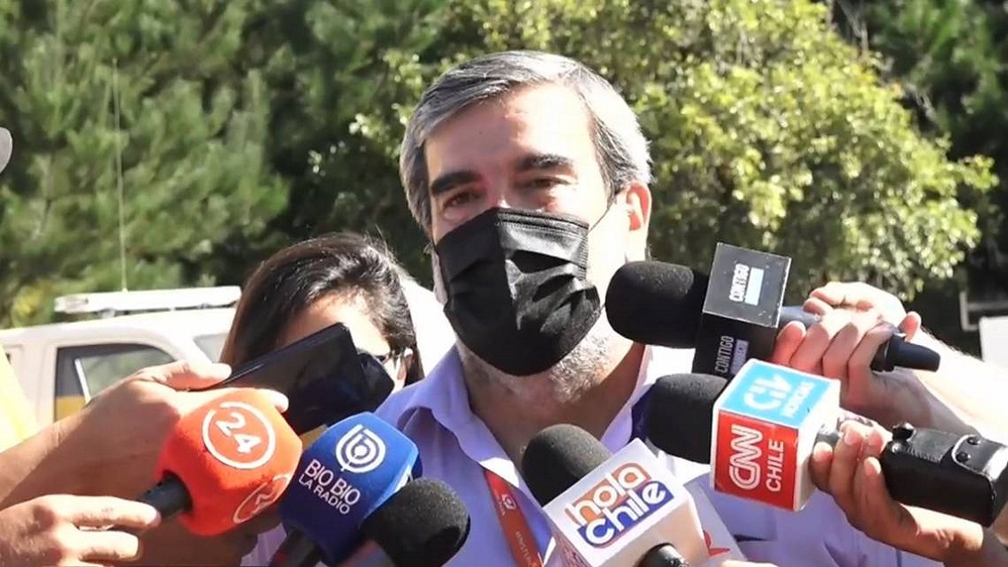 HILO| #CasoTomás Fiscal de Arauco, José Ortiz, que formalizó al tío abuelo por homicidio calificado, en 2019 gestionó 14 órdenes de detención a familia completa del menor por eventual robo de madera en marco de litigio civil por predio Caripilún con Forestal Arauco <a href="/Cooperativa/">Cooperativa</a>