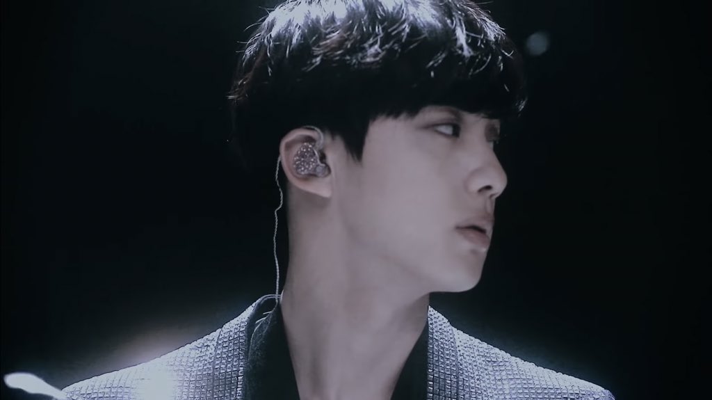 jinnieslamp's tweet photo. Kim Seokjin for Map of the Soul ON:E Concept Photobook Teaser @BTS_twt https://t.co/GYB8wrySx3