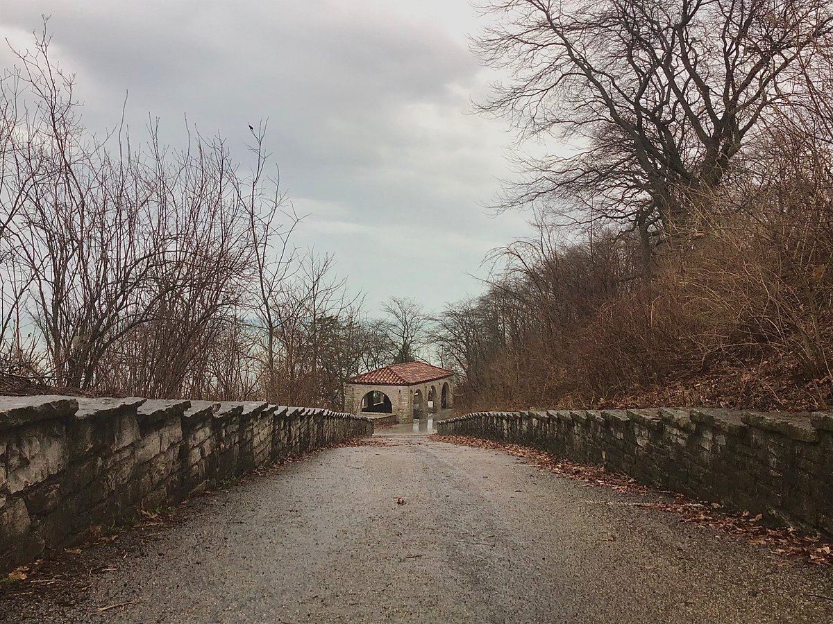 katiebillie_'s tweet image. The challenge for photography club: interesting Landscape pictures. They delivered as usual! #62Learns #62ICS #EveryoneCanCreate #AppleEDUChat