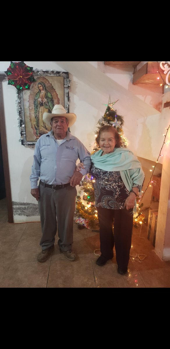 6 days...This one goes to my grandparents for always believing and inspiring me. Thank you both for your prayers and all of the amazing life lessons you have taught me. Los quiero mucho Mama Lupe y Papa Chuy 