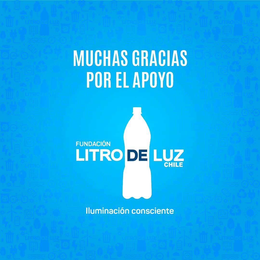litroluzchile's tweet photo. Cerramos este lunes con esta gran noticia que nos llena de alegría!!! Gracias a Innova Fosis podremos llevar luz a familias que no tienen acceso a energía convencional de la RM. 
Pronto les iremos contando y subiendo más información 💡☀️♻️🌎 @fosischile @minvuchile
🌍LITRO DE LUZ https://t.co/0SOjHi1ct9