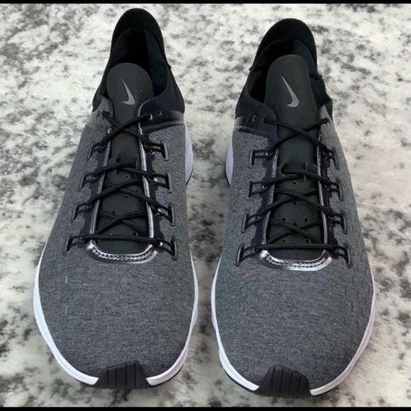 HoslerDebra's tweet photo. So good I had to share! Check out all the items I'm loving on @Poshmarkapp #poshmark #fashion #style #shopmycloset #nike #rei #underarmour: https://t.co/sTsehHlmYP https://t.co/KLPt5UUl6F