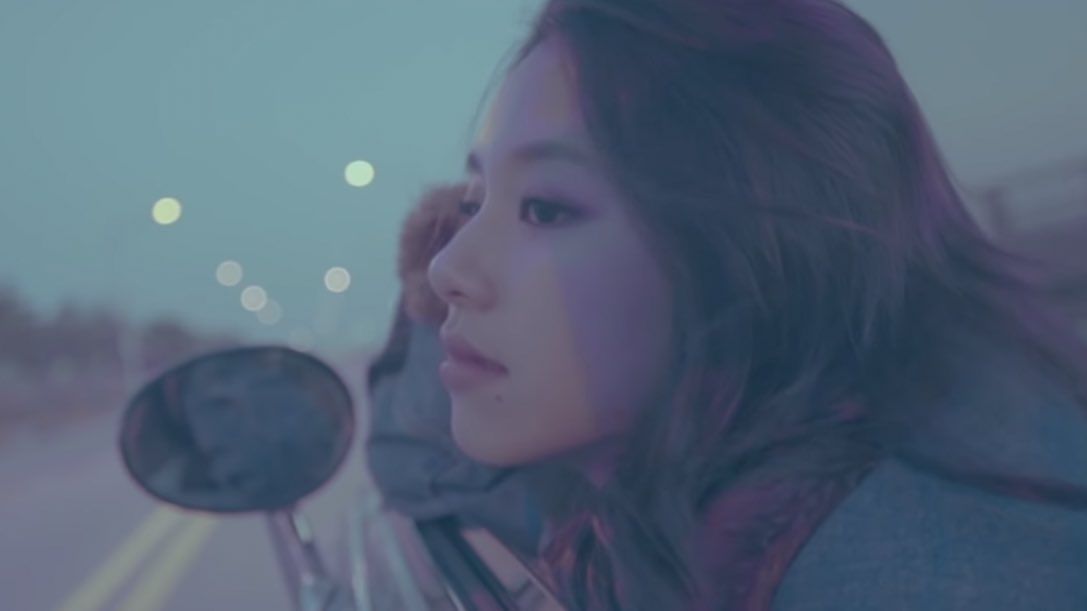 YUSIMINASAI's tweet photo. does it ever drive              just how fast the 
u crazy                                  night changes:

#CHAEYOUNG chaeyoung https://t.co/4CHH8TIC01