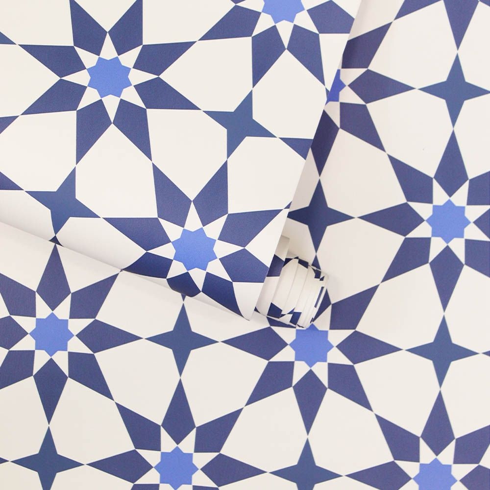 Our sleek and stylish Soleil  Santorini Blue print can be used in a bathroom, as a backsplash for a kitchen, or anywhere you would like to add a touch of exotic elegance. ⁠⁠#tempaperyourspace