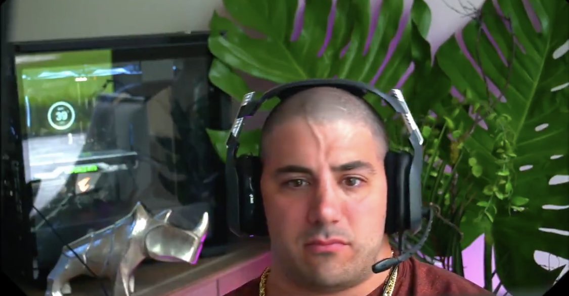 FaZeClan's tweet photo. Caption this https://t.co/lfOKk6A42d