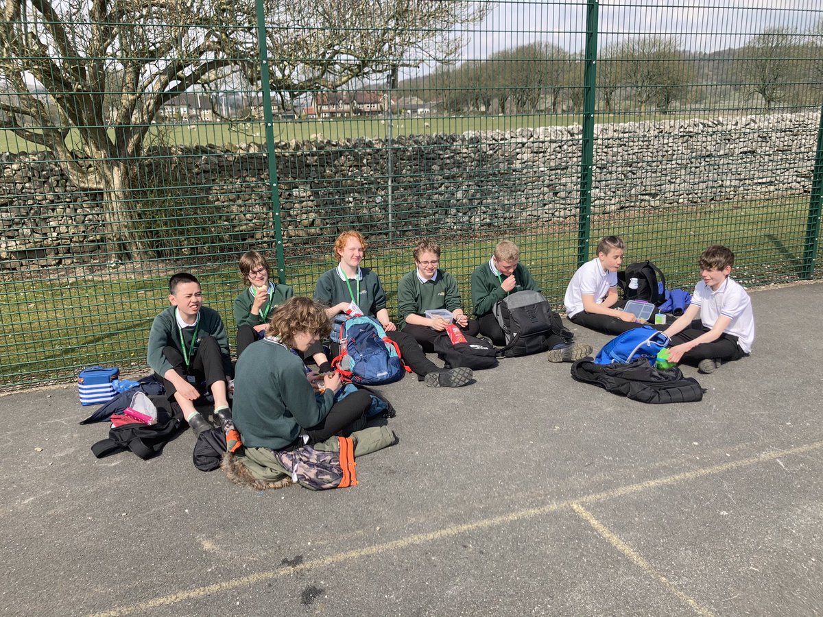 UpperWharfedale's tweet photo. Spring is here! A beautiful day for a picnic https://t.co/exdB5cNHQg