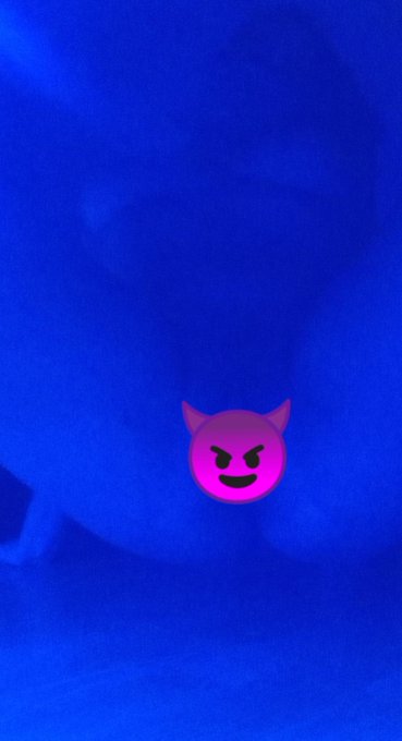 2 pic. New things in my free Page 😍 top 30 💋💋 https://t.co/ujUdqpJEQl