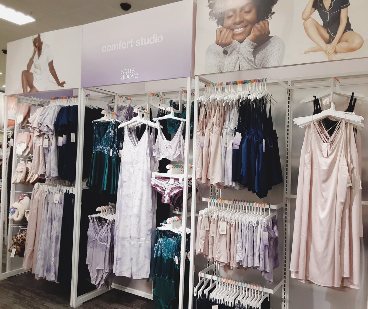 Chelsea Fuller tweet media