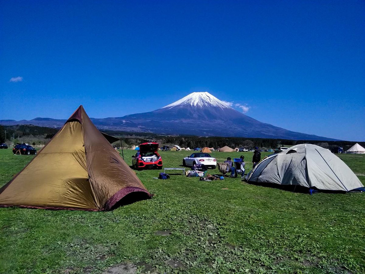 makopimk5's tweet photo. ふもとっぱらキャンプ場にてキャンプ、最後までお天気よくて最高でした。#キャンプ #ふもとっぱらキャンプ場 #富士山 https://t.co/3KZwe0KJpB
