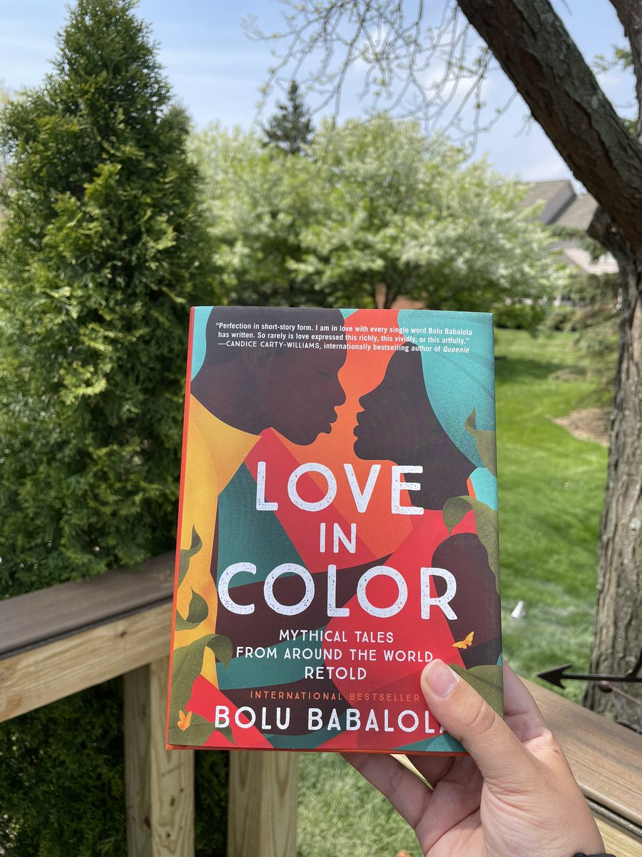 rosesarerojas's tweet photo. Got my second shot and my international bestseller by 30 under 30 legend @BeeBabs today 🎉🎉🎉 https://t.co/9WBpNT5VIi