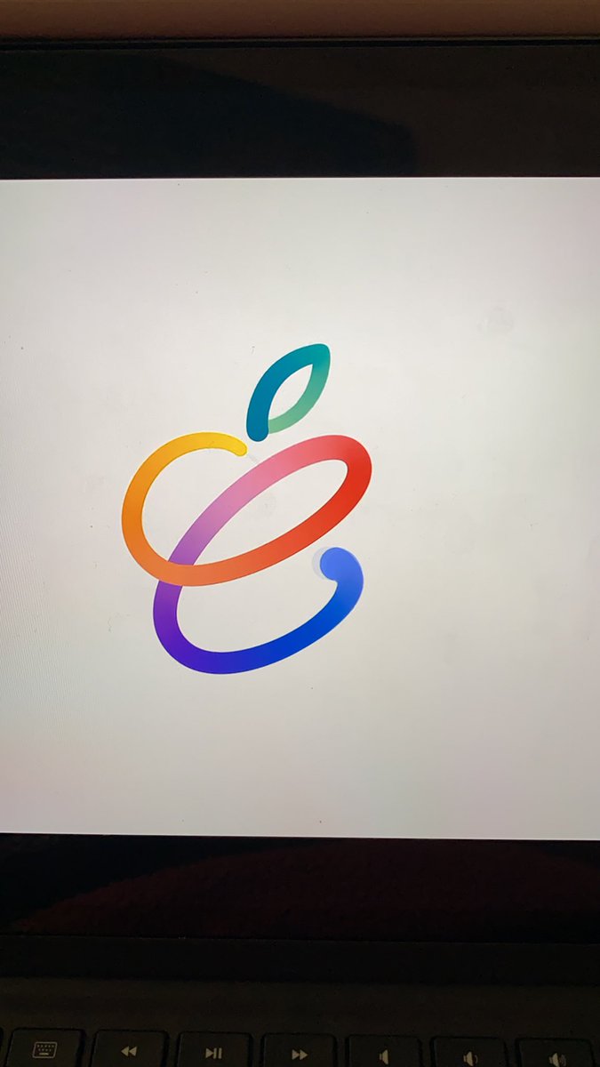 __Mia___'s tweet photo. Always get excited for the #AppleEvent https://t.co/yXbht1cBxS