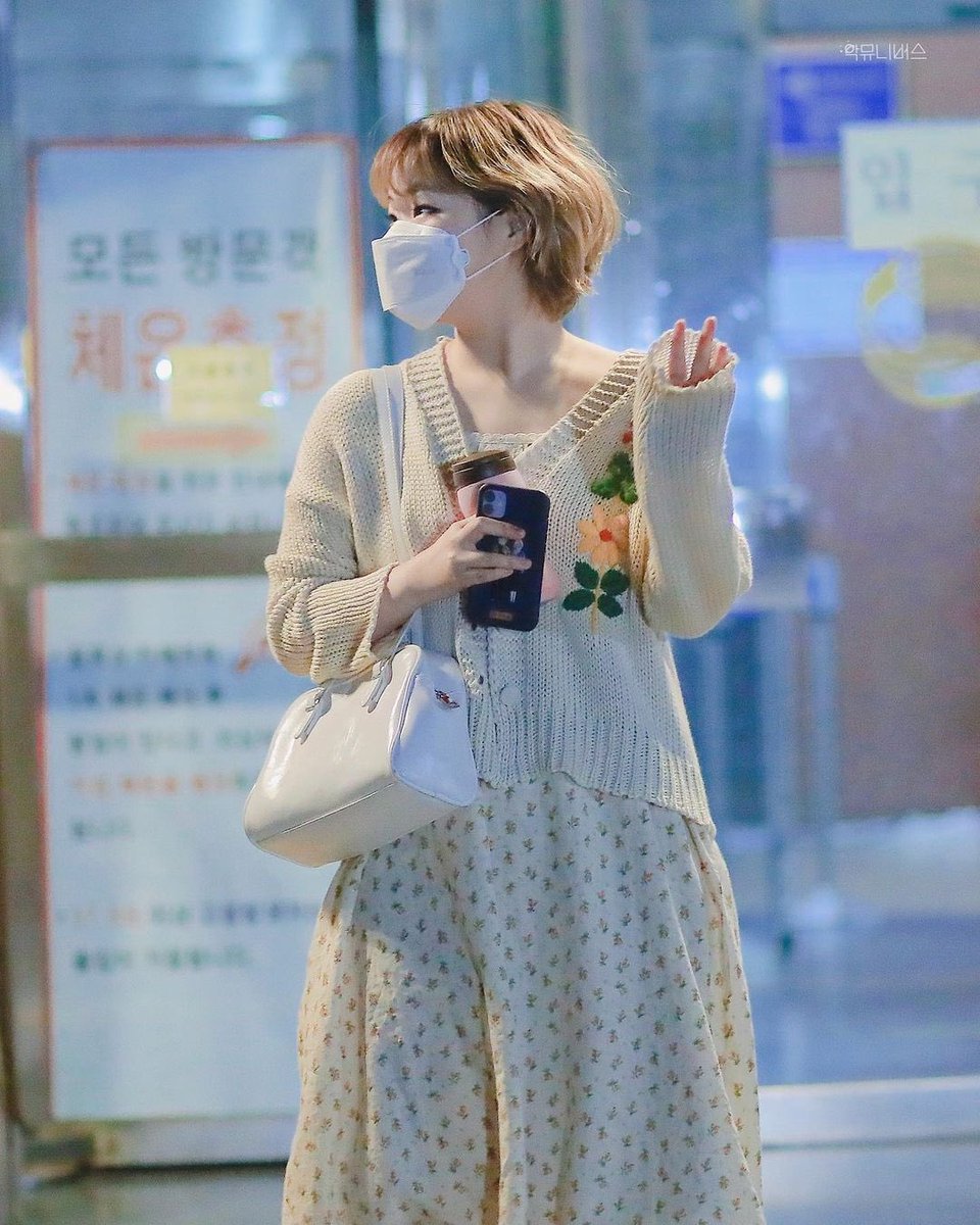 bestof_suhyun's tweet photo. ✨ GLOWING ✨ https://t.co/Nomi29EnPa