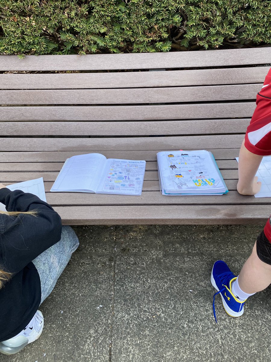 Team1Ems's tweet image. Team One took advantage of the beautiful weather today! LAL students showcased their creative Book Club Book Sketchnotes in an outdoor Gallery Walk! #bookclubs #visualnotetaking #outsidelearning