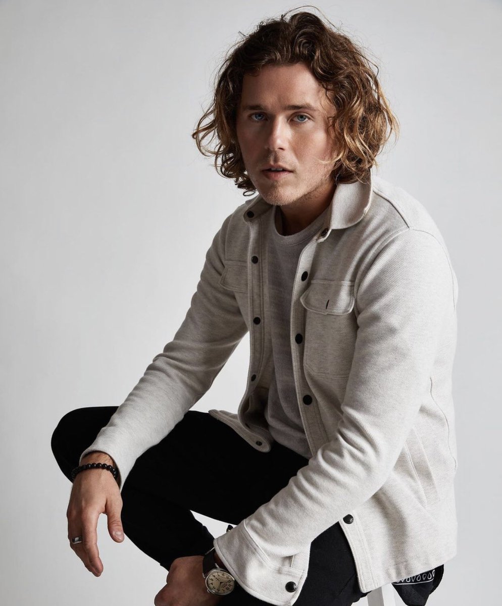 This is definitely someone you should know about! He’s a multi-instrumentalist, and about to release his 3rd studio album! Yup this is <a href="/clopezmusic/">Christian Lopez</a> &amp; we caught up with him to talk all things music inc his encounter with the @theavettbrothers! Check it out on the app now! 📲🌟