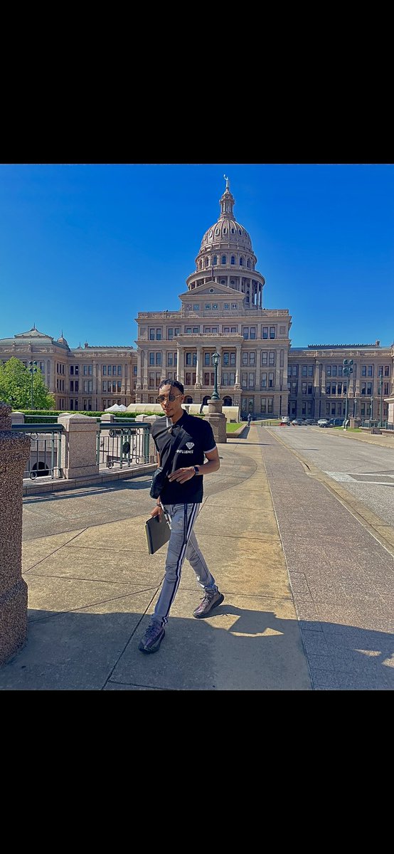 PrinceHayward's tweet photo. Convincing the House of Representatives to support a bill that would pay for drivers education school &amp; the final driving test for youth who are either aging out of CPS care or experiencing homelessness ...

• #iiNFLUENCE The Movement

• @TNOYS 🕯

• #Explore 🙌🏽 https://t.co/t9xaHiTp2k