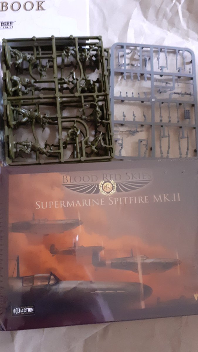 rustedwirewitch's tweet photo. It's Kyrie's 328 follower giveaway bonanza!

Do you want random hobby projects? Because this is how you get random hobby projects.

Follow, like and retweet!

(Please. I do not have enough space for air at home. Take my things!) https://t.co/qtlgm7ME2B