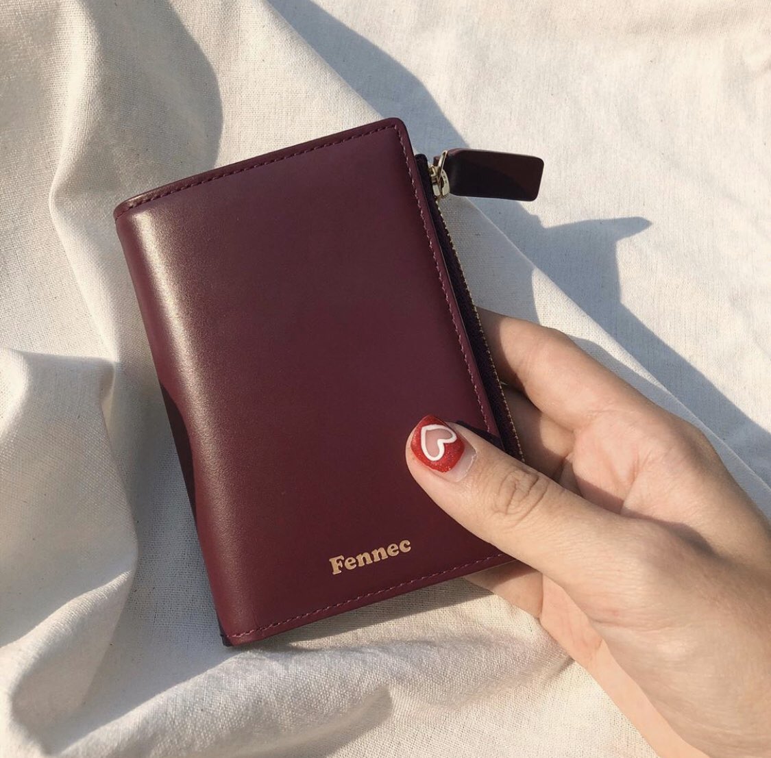 thecosmeticskr's tweet photo. Halfmoon mini wallet #lightbrick
Soft fold wallet
Fold wallet #marsala
Mini pocket #rosepink https://t.co/twjkk6aCfe